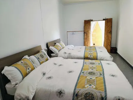 Jingxin She Guesthouse Отели рядом с достопримечательностью «The Fenglin (Rock Forest) Jiuchongtian (“Ninth Heaven”) Scenic Area»