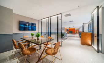 City Comfort Premier Hotel (Guangzhou Dongxiaonan Subway Station)