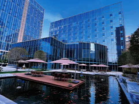 Weinan Guibinlou Hotel