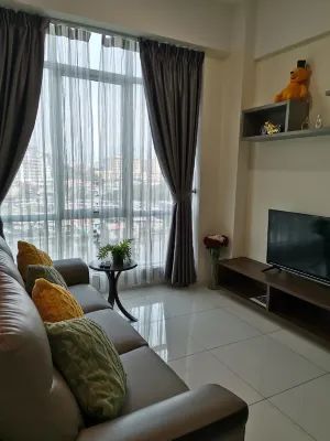 Sutera Avenue by Jom Summer Suites
