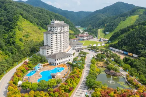 Elysian Gangchon Resort