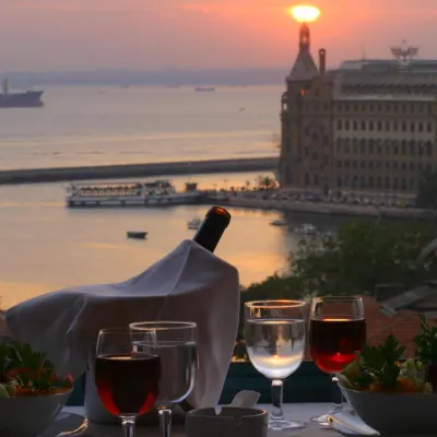 Sidonya Hotel โรงแรมใกล้สถานีเฮย์ดาร์ปาซา