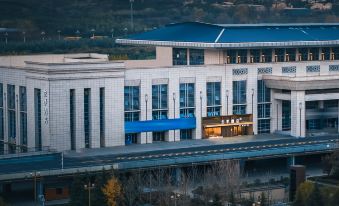JI Hotel (Luoyang Longmen Zhan Qian Guangchang)