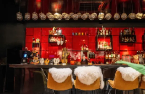 HeSu Hidden Art Hotel & Suites: Exclusive 2-3 Bedroom Family Suites+Curated Itineraries+Cat Coffee