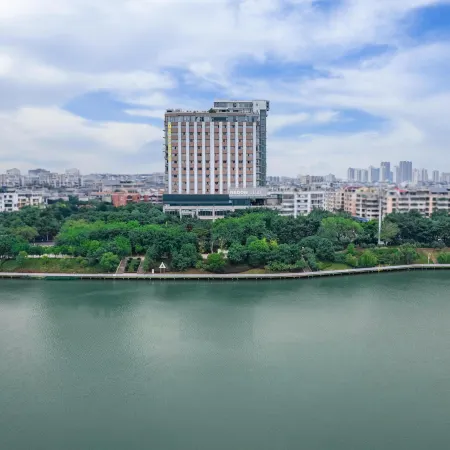 GanZhouXiangjiangwan International Hotel (South Gate Ancient City Wall)