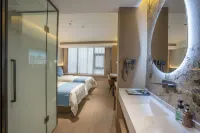 Gushi Yibai International Hotel Hotels in Gushi