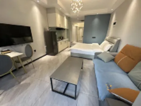 Nakura Light Luxury Apartment