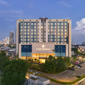 Grand Orchardz Hotel Kemayoran Jakarta Отели рядом с достопримечательностью «Торговый центр Sunter Mall»