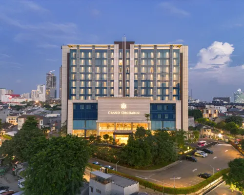 Grand Orchardz Hotel Kemayoran Jakarta Hotels near Art:1