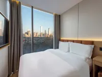 Comfort Hotel (Capital Institute of Pediatrics Beijing Railway Station) Hotel dekat pusat perbelanjaan Parkview Green