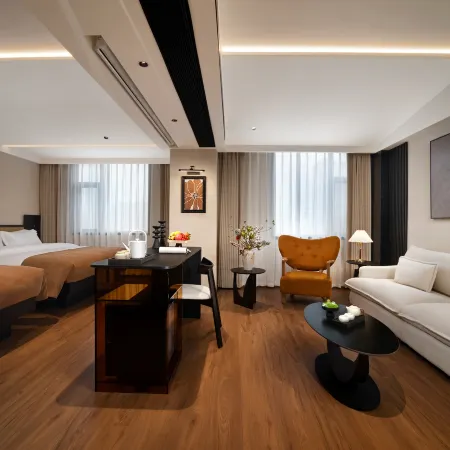 Chengdu Xunyin Hot Spring Garden Food Hotel (Chunxi Road & Taikoo Li Branch)