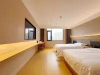 Elong Anyun Hotel (Shangrao Yanshan Hekou Ancient Town)