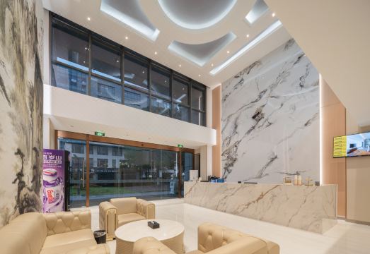 시팅 가든 호텔