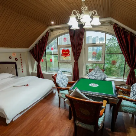 Yuechi Shenxianwan Business Hotel