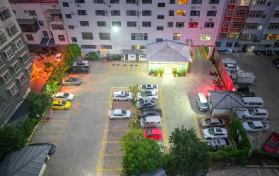 Xinping Sakura Holiday Hotel