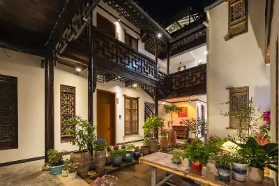 Jiuqu Shuimoyuan (Suzhou Guanqian Street Pingjiang Street)