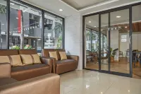 Bansuay Phra Nang Klao Near MRT Phra Nang Klao Bridge