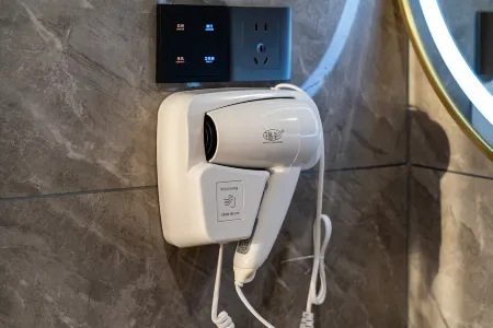 Fu Hua Hotel (Harbin West Railway Station Wanda Plaza Branch) Отели рядом с достопримечательностью «Harbin Railway Vocational and Technical College»