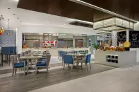 Hyatt Regency Dubai Creek Heights