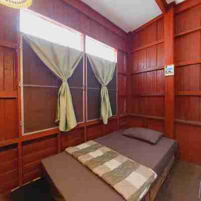 Baan Baan Hostel Rooms
