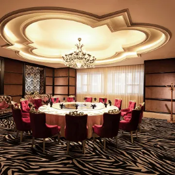 Clarion Hotel