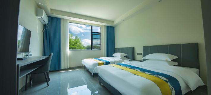 Zhiyun Homestay Hotel Các khách sạn ở Lichuan