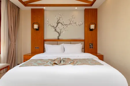 Chuxiong Xingchen Hotel (Yi Ancient Town Scenic Area Branch) Отели рядом со станцией Chuxiong Railway Station