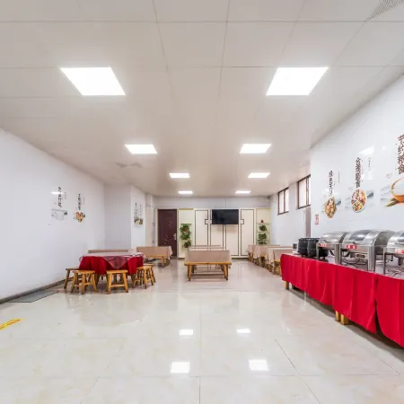 Gelushi Meishu Hotel