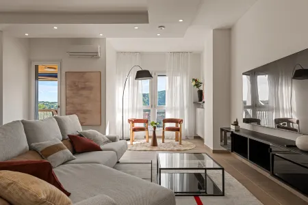 The Como Hillview Apartment by Aura Luxury Collection