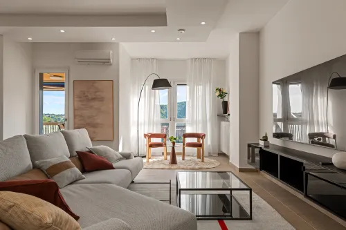 The Como Hillview Apartment by Aura Luxury Collection