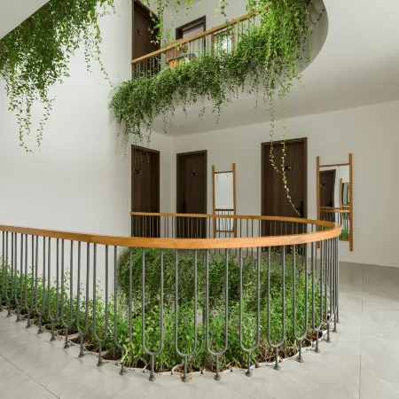 Panda Garden Hotel &Apartment Отели рядом с достопримечательностью «Гипермаркет Vincom Plaza Thu Duc»