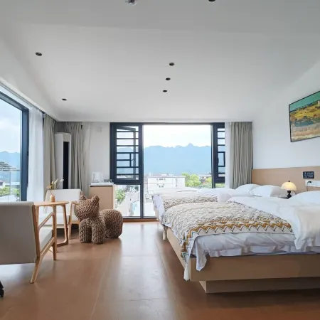 Wanfenglin Shanxun Homestay (Wanfenglin Visitor Center)
