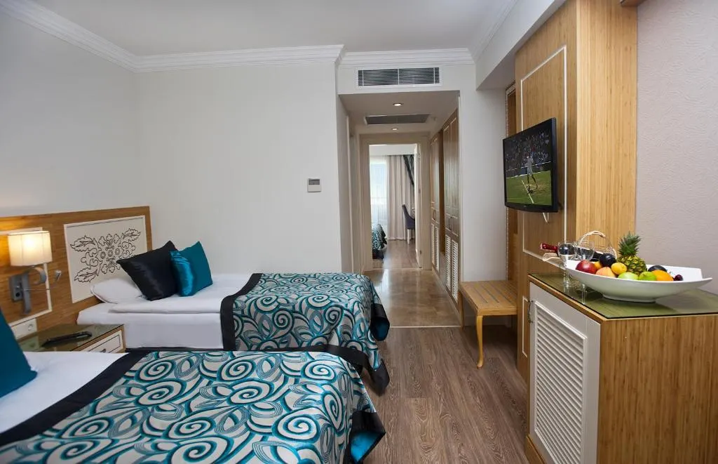 Crystal Waterworld Resort & Spa - Ultimate All Inclusive Rooms Photos