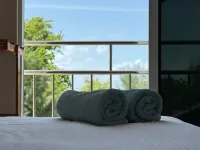Noah Private Beach House Hotels in Himmafushi