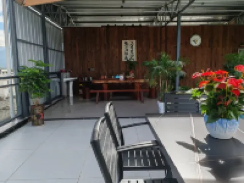 Nature Joy Hotel (Xingping Ancient Town, 20 RMB Attraction Area Store)