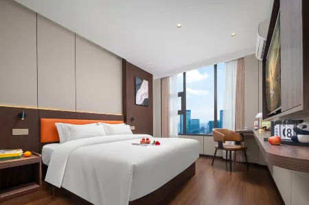 Huaji Mercure Hotel Отели рядом с достопримечательностью «Sichuan Construction Department Televison University Branch (Junior College)»