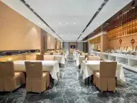 โรงแรมลี่เฟิงเมโทรโพลิแทน โรงแรมในคู่เอ่อเล่อ