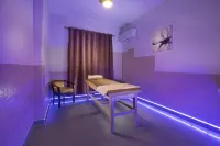 Holidays Express Hotel