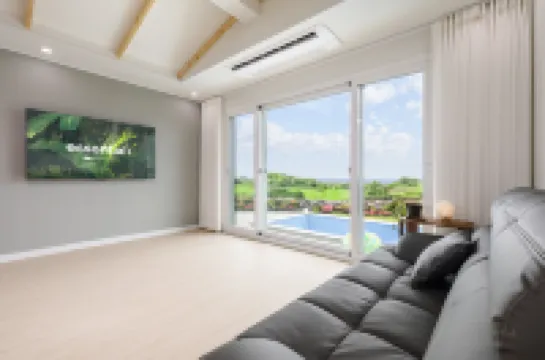 Kimnyeongdoldam private pool villa