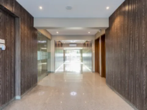 Hotel Seven Oaks โรงแรมในธาเน