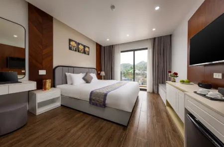 Cat Ba Seoul 2 Hotel & Apartment Отели рядом с достопримечательностью «Cat Co Beach»