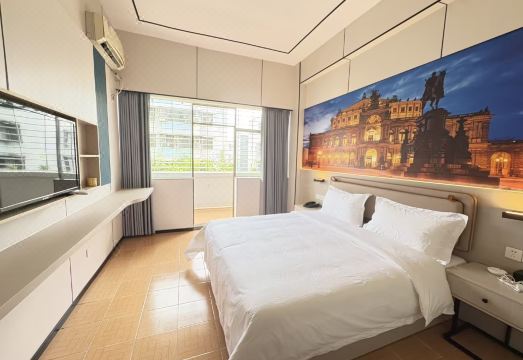 Dexin Hotel TaishanHotel Overview