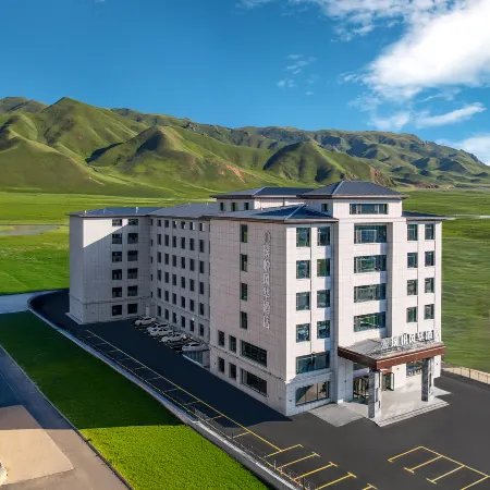 Bayanbulak Puyue Fenghua Hotel