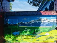 Yining Hera Cottage Hostel (Kazanqi Folk-custom Tourism Area) โรงแรมใน