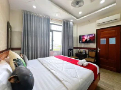 Hoang Thanh Thuy 4 Hotel Parish Chau Nam周辺のホテル