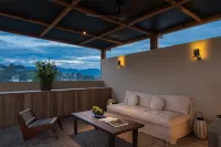 KASION PUGIS HOTEL · Lijiang Ancient Town (Waterwheel Branch) - 4성급