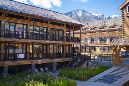 BUWAN Courtyard Garden Vacation Homestay (Hemu Scenic Area Store) Отели рядом с достопримечательностью «Hemu Observation Deck»