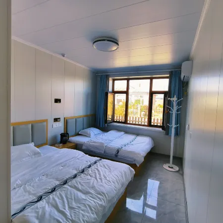Zhichong Homestay (Dongji Village)