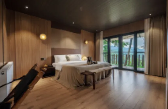 Misty Forest Retreat