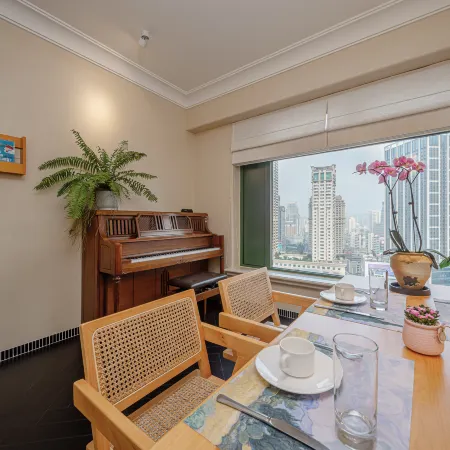 Haigang Youxin · Seaview Resort Cloud Homestay (Dalian Renmin Road Zhongshan Square Subway Station)